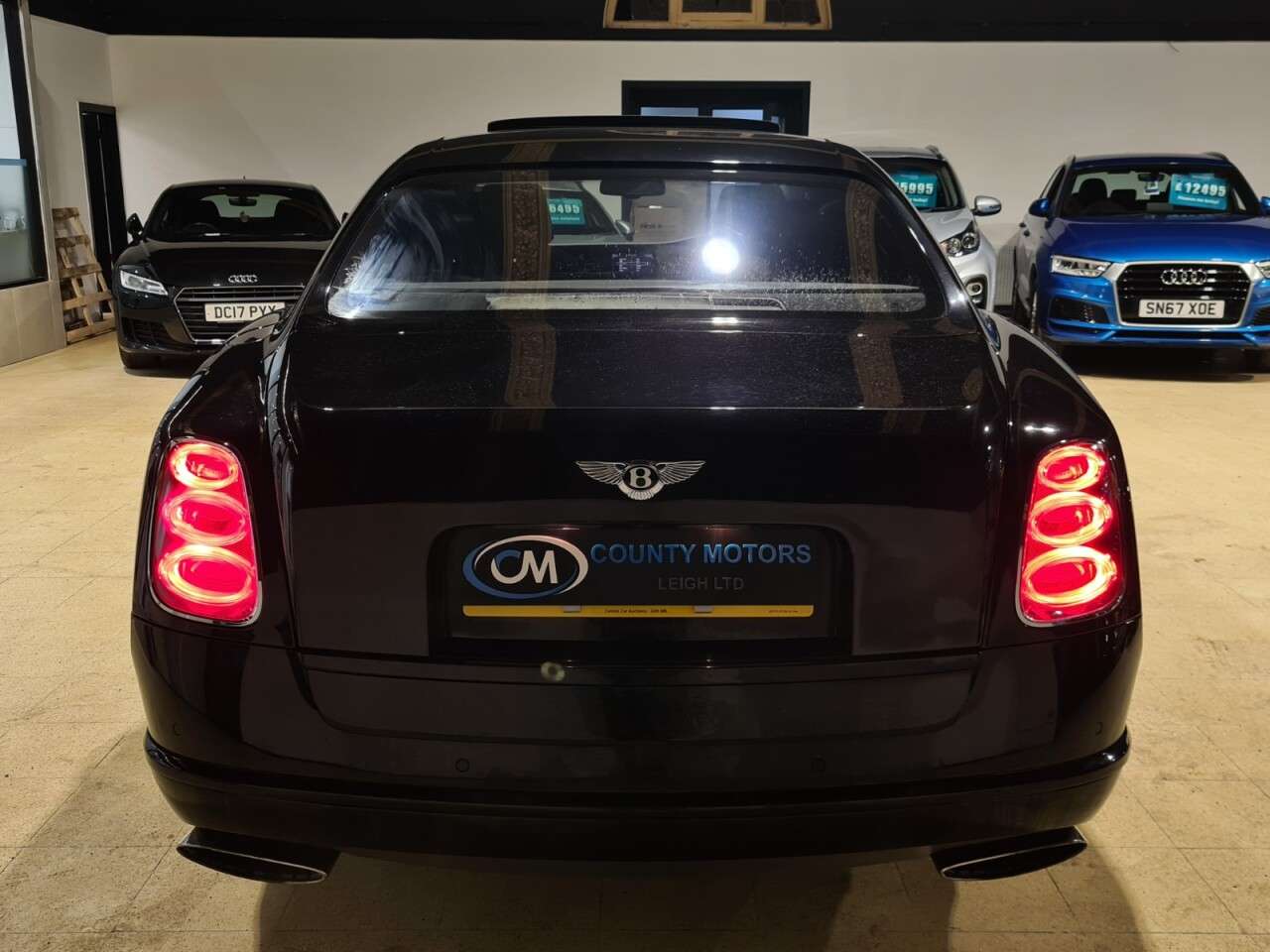 null BENTLEY MULSANNE null BENTLEY MULSANNE