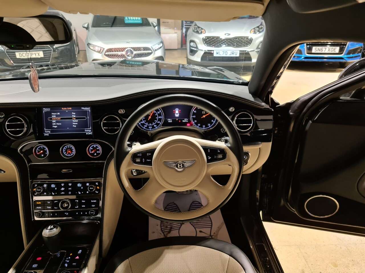 null BENTLEY MULSANNE null BENTLEY MULSANNE