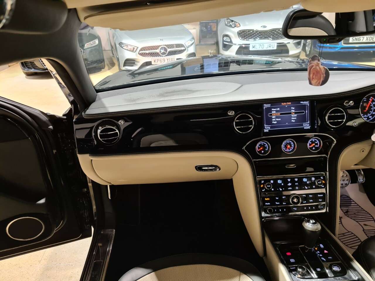 null BENTLEY MULSANNE null BENTLEY MULSANNE