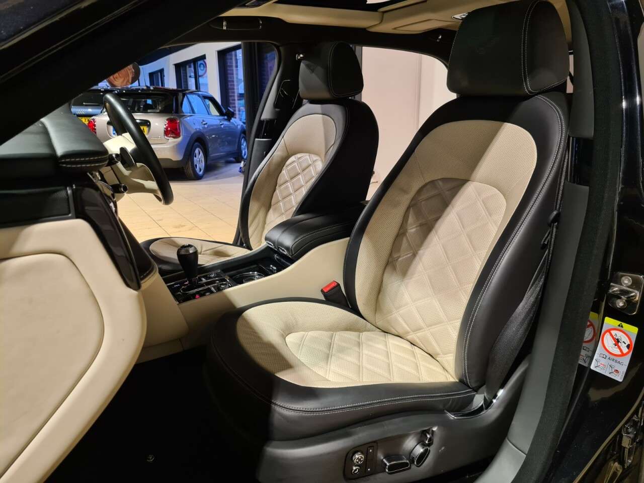 null BENTLEY MULSANNE null BENTLEY MULSANNE