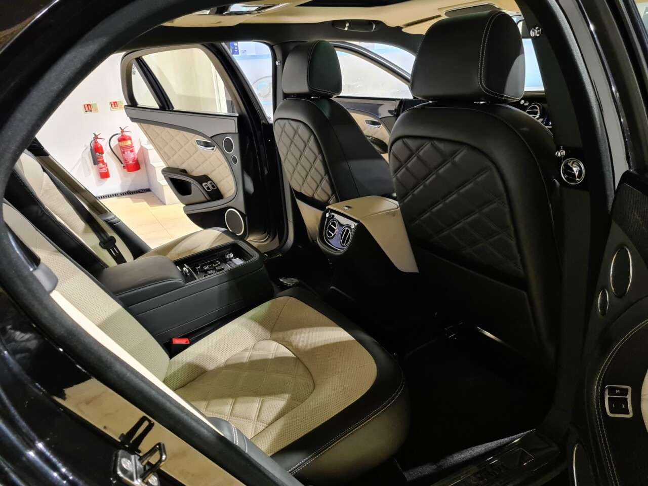 null BENTLEY MULSANNE null BENTLEY MULSANNE