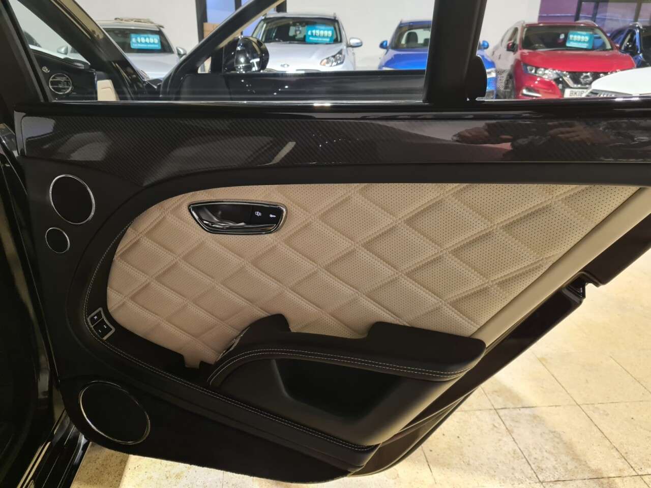 null BENTLEY MULSANNE null BENTLEY MULSANNE