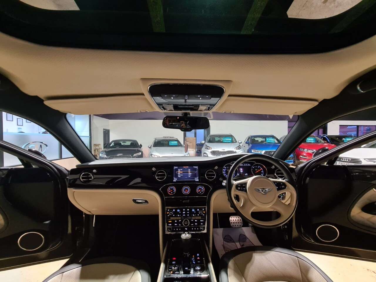 null BENTLEY MULSANNE null BENTLEY MULSANNE