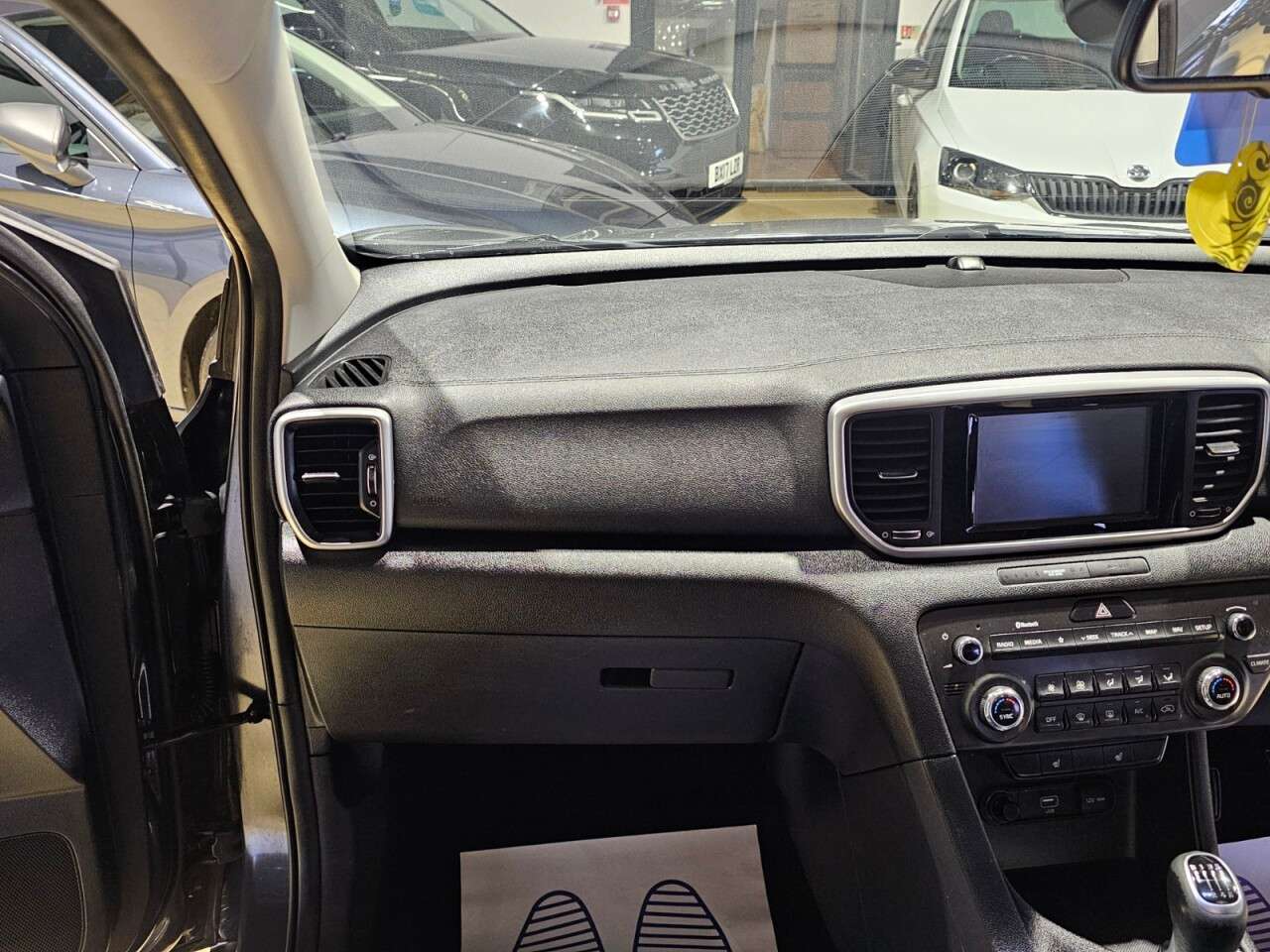 2019 KIA SPORTAGE 2019 KIA SPORTAGE