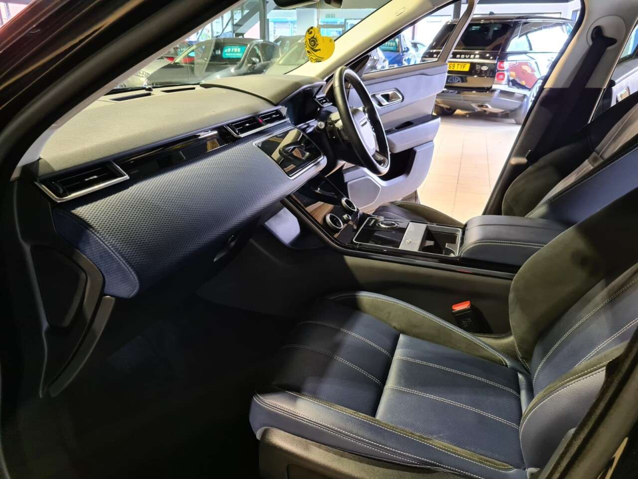 2018 LAND ROVER RANGE ROVER VELAR 2018 LAND ROVER RANGE ROVER VELAR