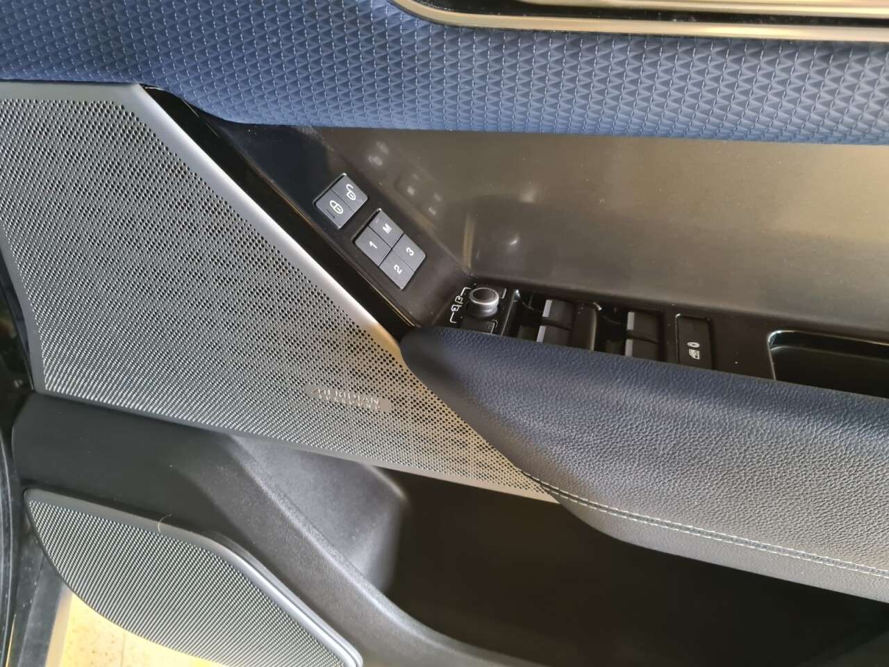 2018 LAND ROVER RANGE ROVER VELAR 2018 LAND ROVER RANGE ROVER VELAR