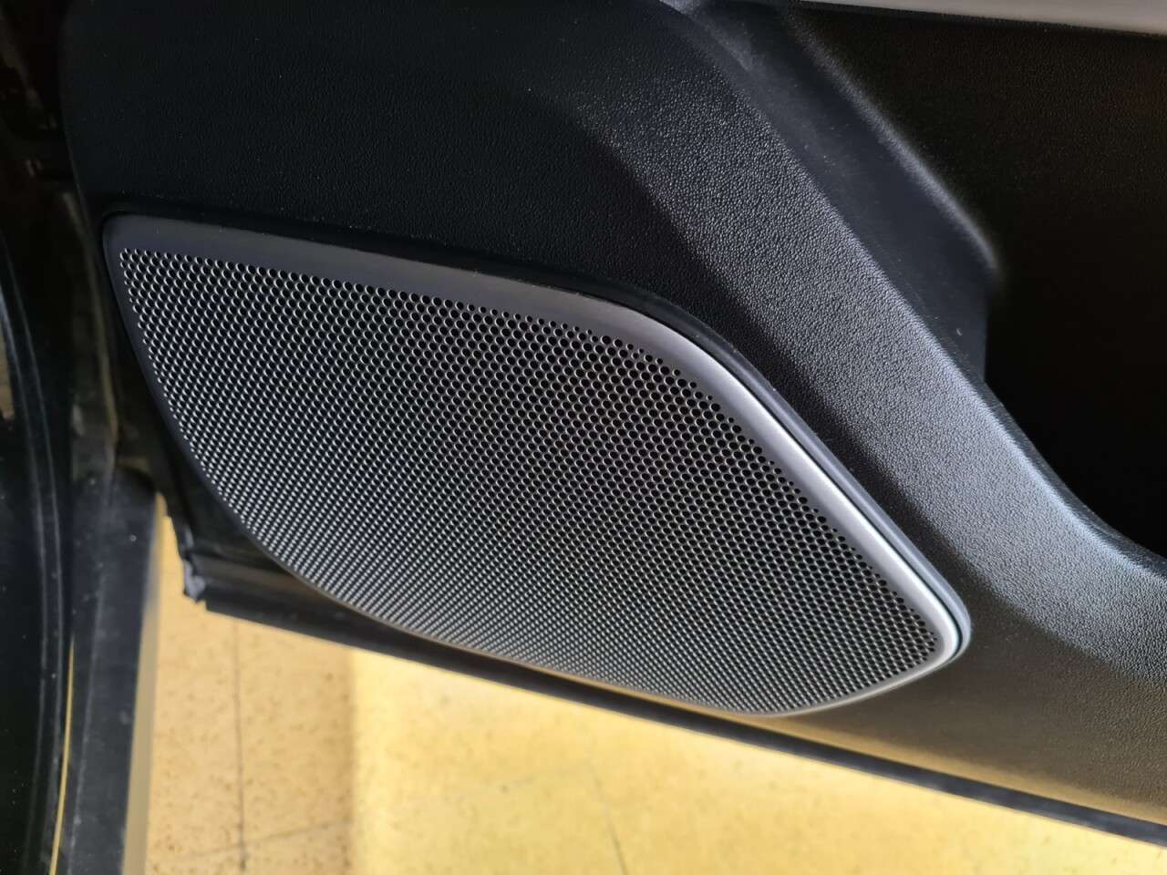 2018 LAND ROVER RANGE ROVER VELAR 2018 LAND ROVER RANGE ROVER VELAR