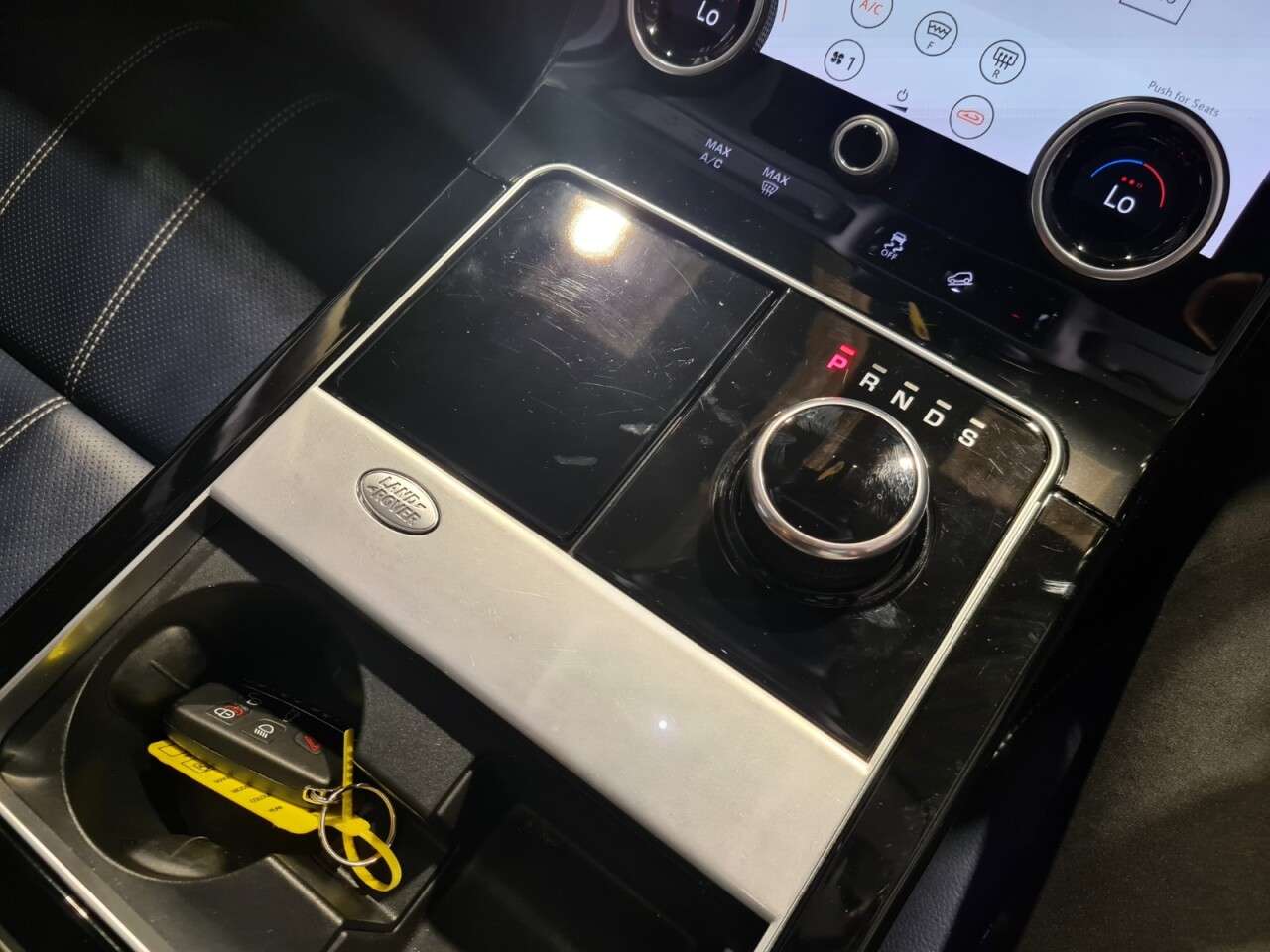 2018 LAND ROVER RANGE ROVER VELAR 2018 LAND ROVER RANGE ROVER VELAR