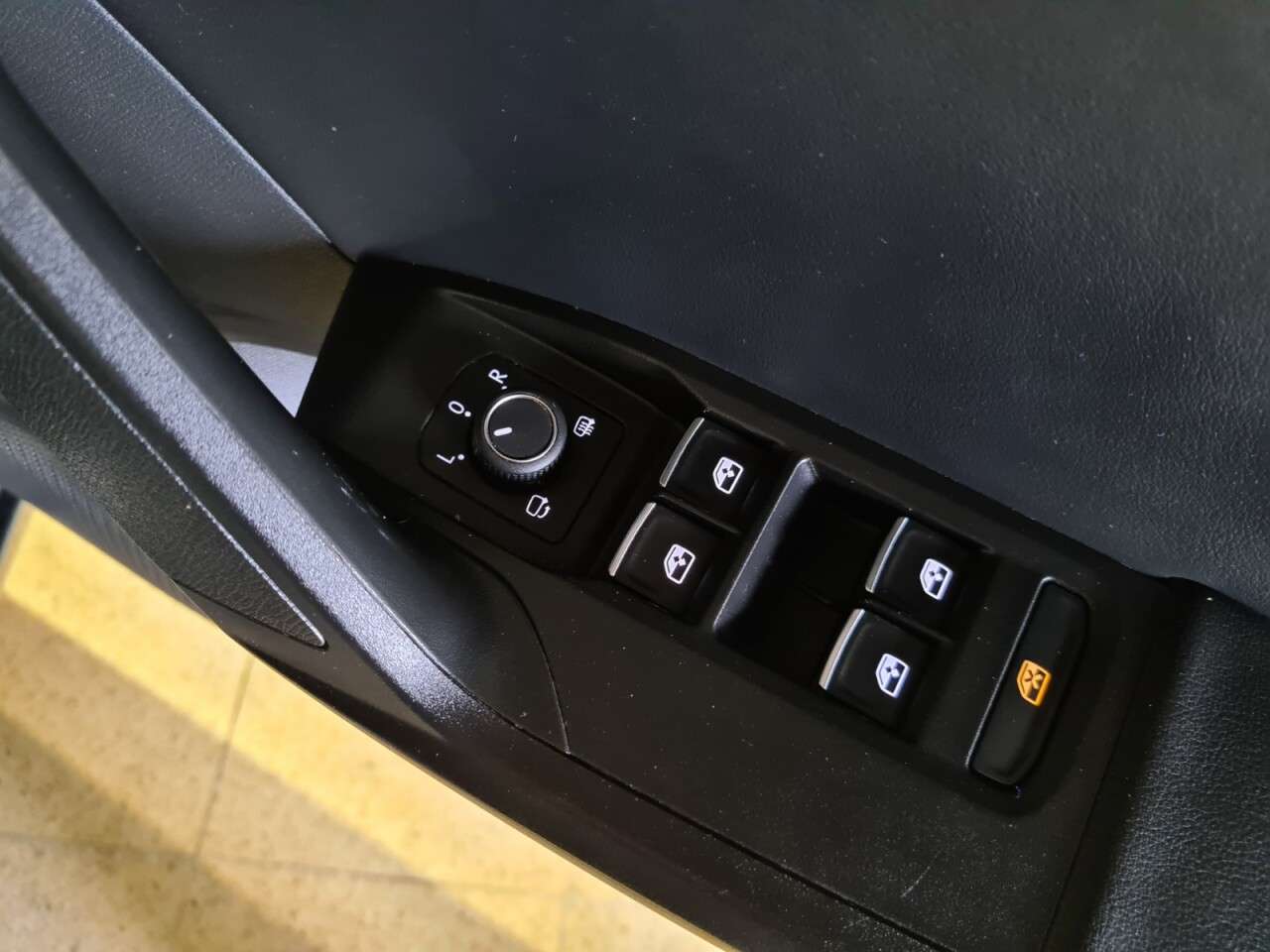 2021 SEAT LEON 2021 SEAT LEON