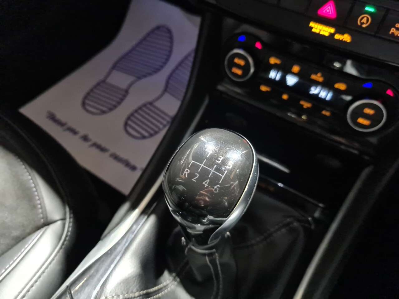 2017 INFINITI Q30 2017 INFINITI Q30