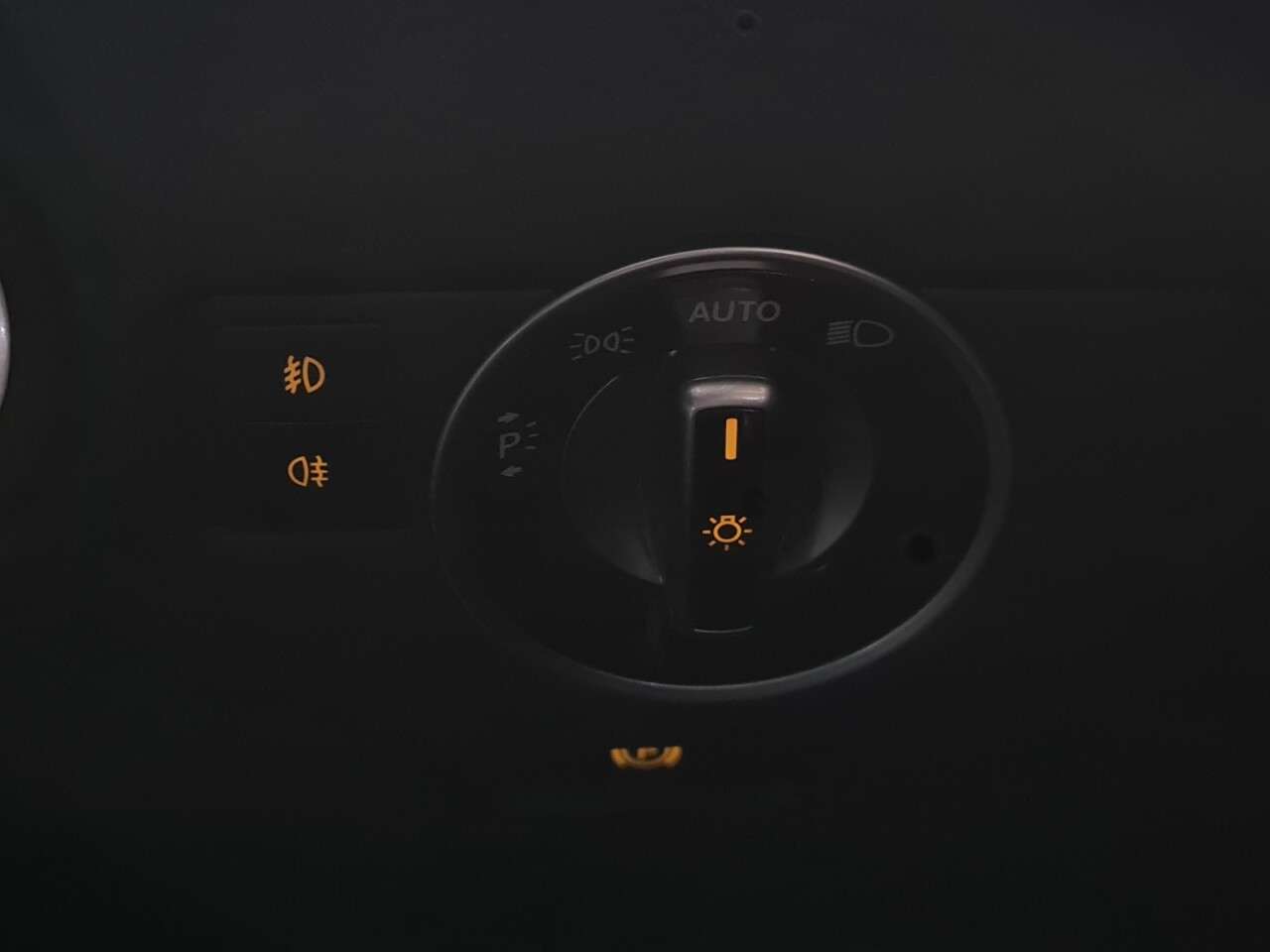 2017 INFINITI Q30 2017 INFINITI Q30