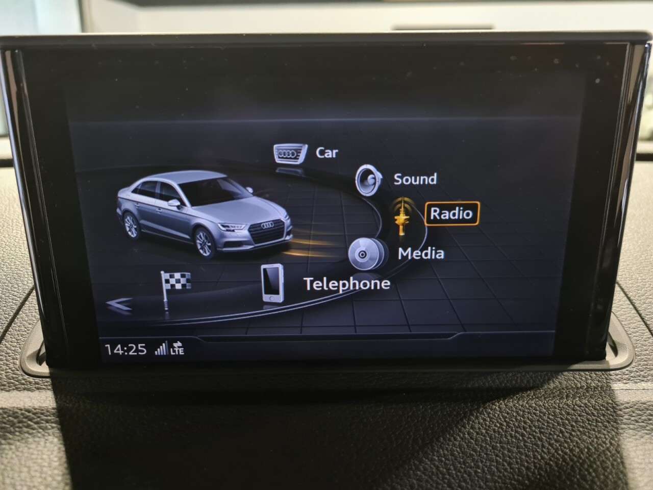 2018 AUDI A3 2018 AUDI A3