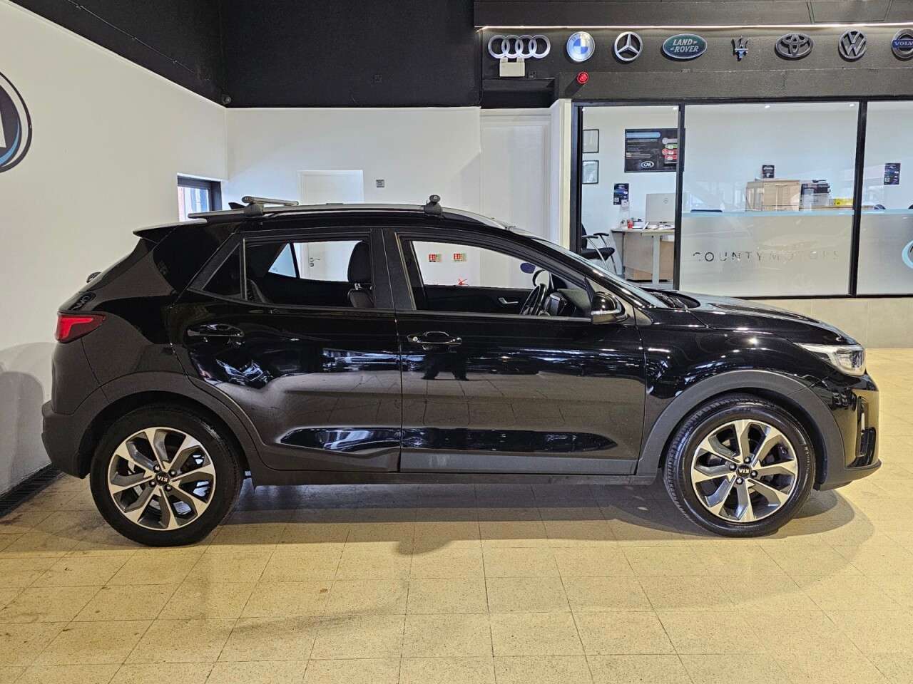 2018 KIA STONIC 2018 KIA STONIC