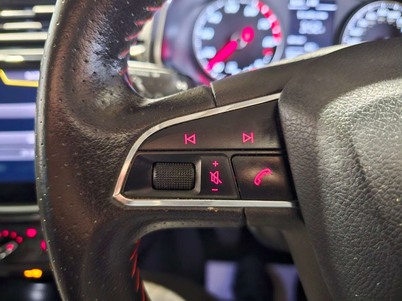 2017 SEAT IBIZA 2017 SEAT IBIZA