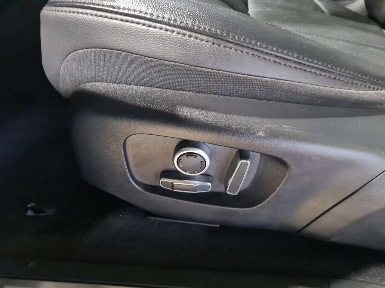 2021 LAND ROVER RANGE ROVER EVOQUE 2021 LAND ROVER RANGE ROVER EVOQUE