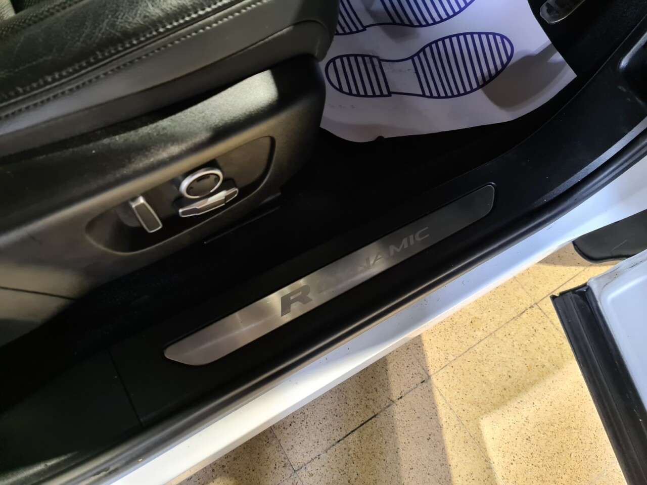 2021 LAND ROVER RANGE ROVER EVOQUE 2021 LAND ROVER RANGE ROVER EVOQUE