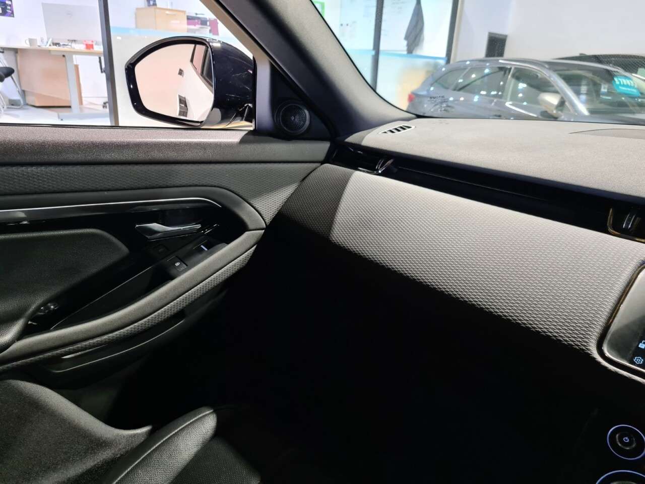 2021 LAND ROVER RANGE ROVER EVOQUE 2021 LAND ROVER RANGE ROVER EVOQUE