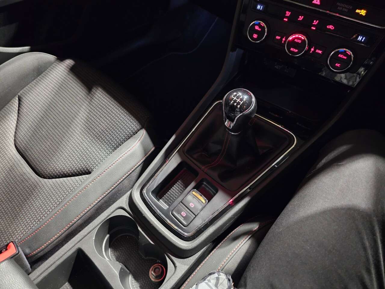 2017 SEAT LEON 2017 SEAT LEON