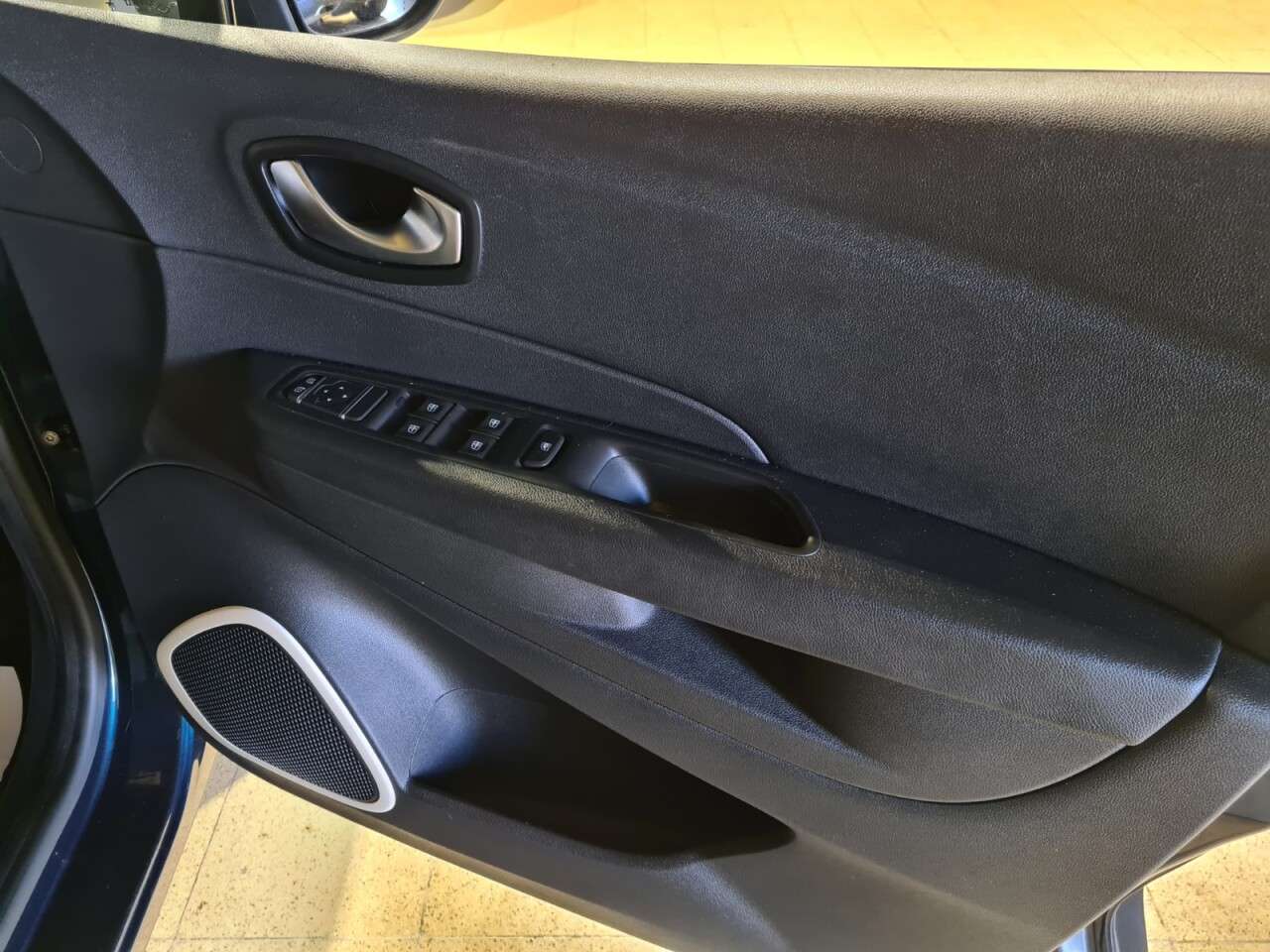 2018 RENAULT CAPTUR 2018 RENAULT CAPTUR