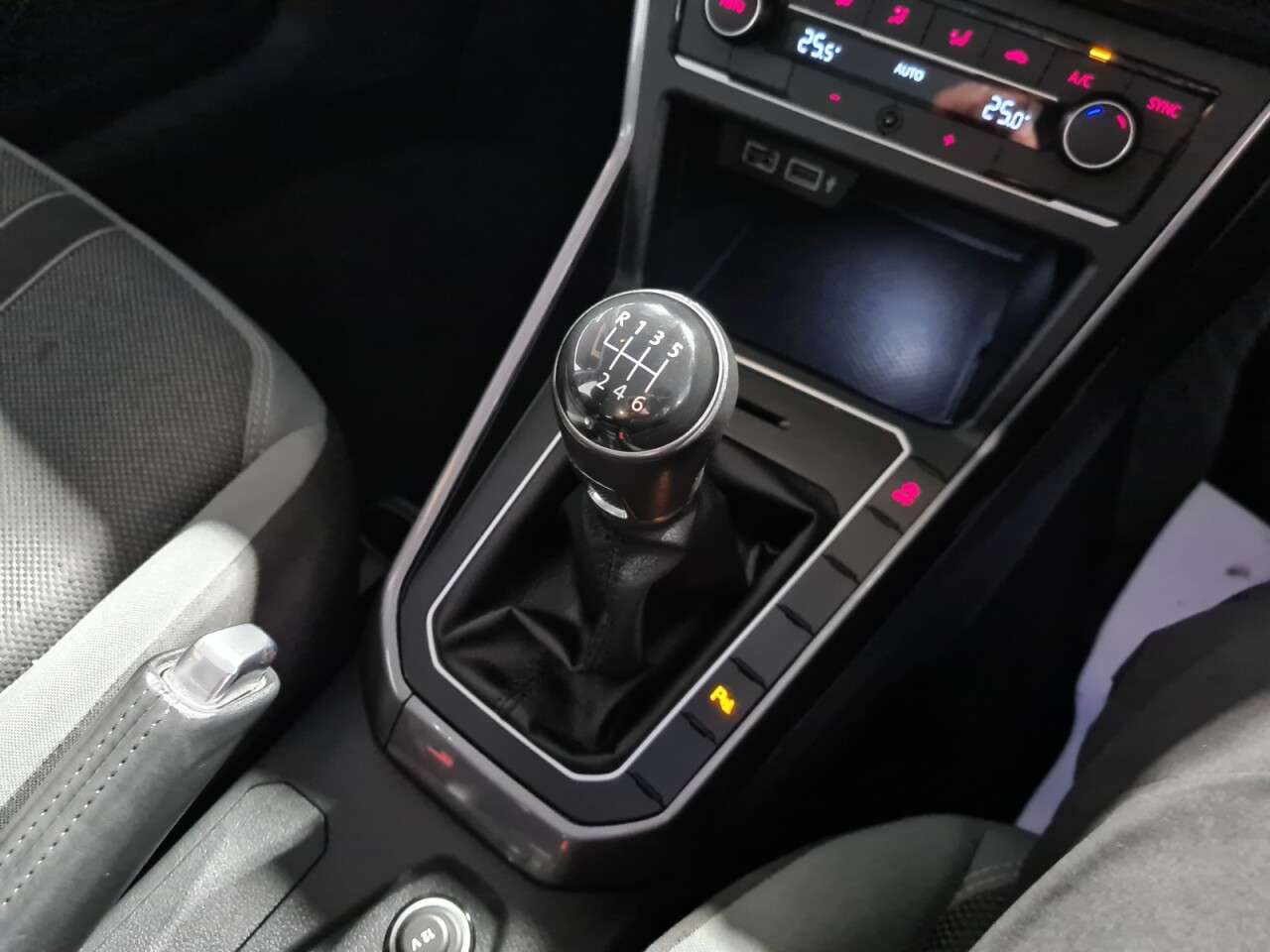 2020 VOLKSWAGEN POLO 2020 VOLKSWAGEN POLO