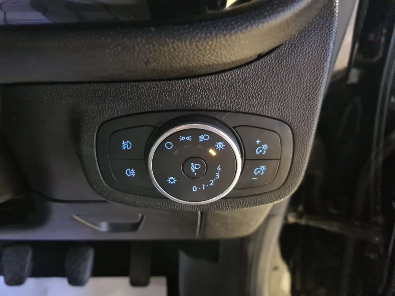 2018 FORD FIESTA 2018 FORD FIESTA