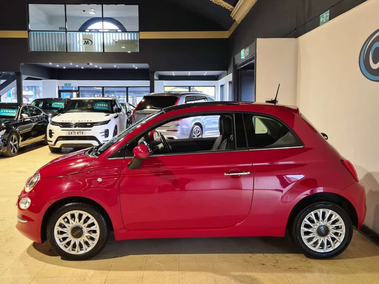 2017 FIAT 500 2017 FIAT 500