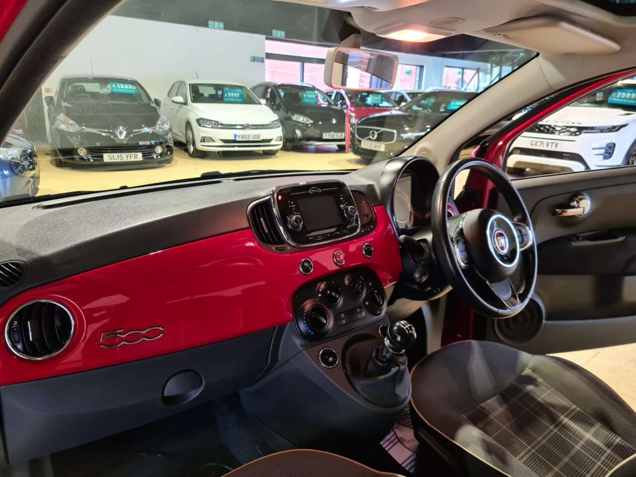 2017 FIAT 500 2017 FIAT 500