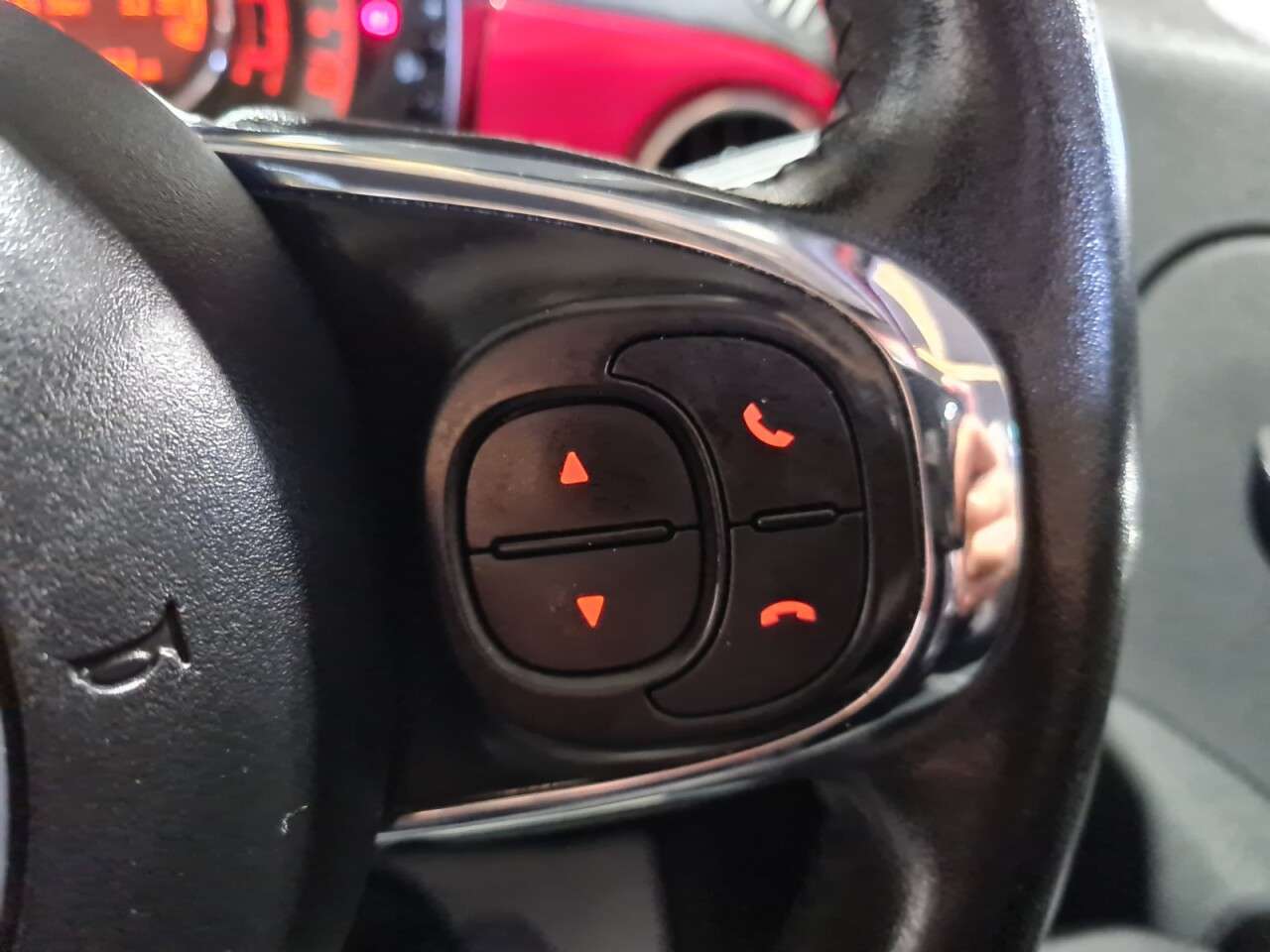 2017 FIAT 500 2017 FIAT 500