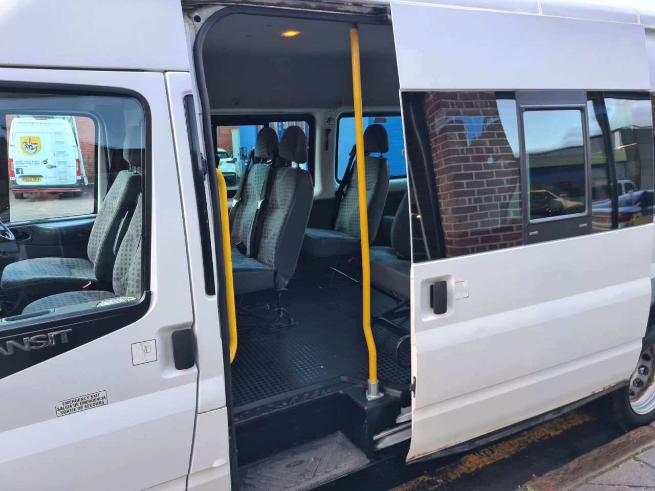 2012 FORD TRANSIT MINIBUS 2012 FORD TRANSIT MINIBUS