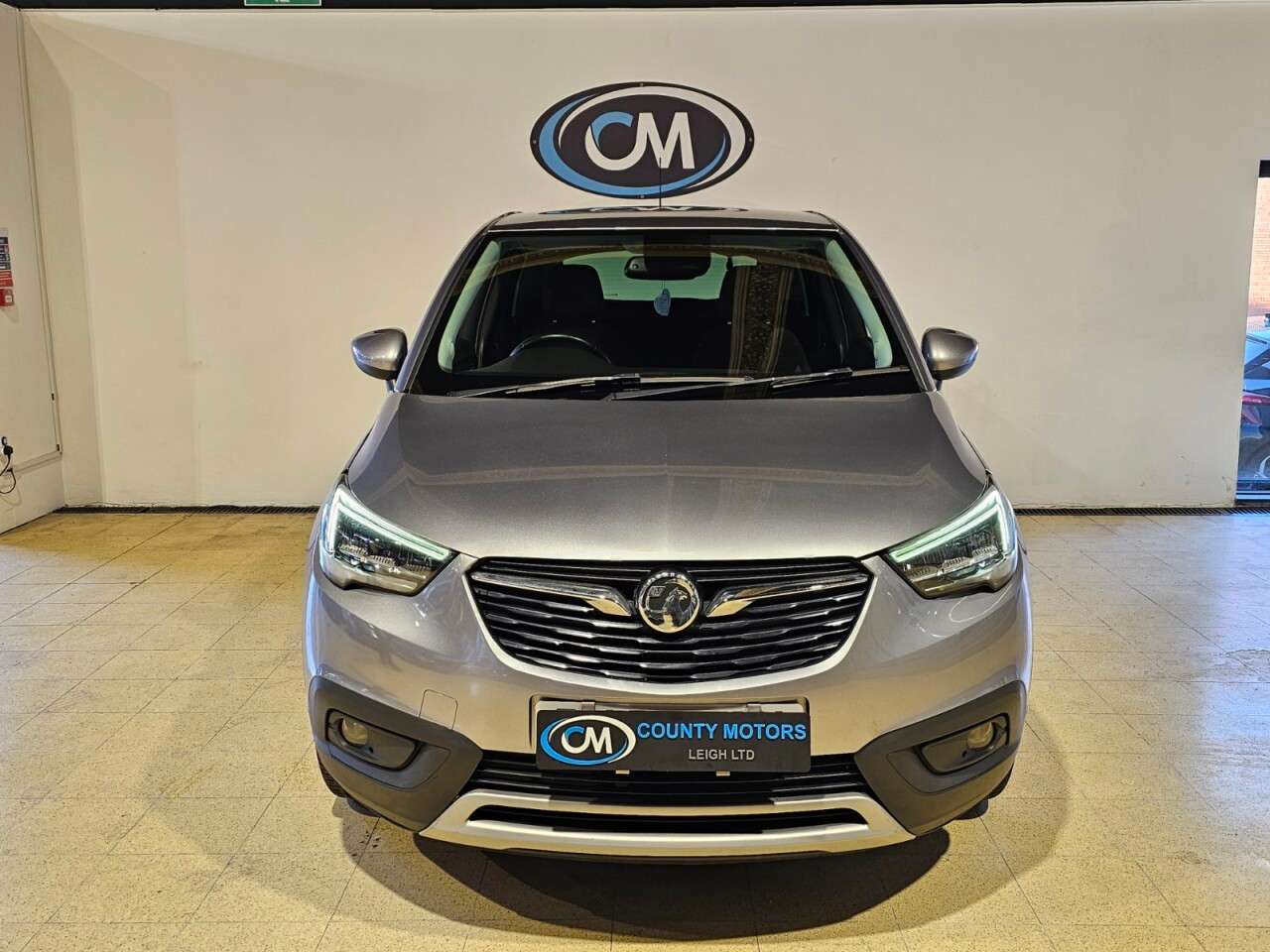 A 2020 VAUXHALL CROSSLAND X 1.2 Elite Nav SUV 5dr Petrol Manual Euro 6 (s/s) (83 ps) Great spec car pla A 2020 VAUXHALL CROSSLAND X 1.2 Elite Nav SUV 5dr Petrol Manual Euro 6 (s/s) (83 ps) Great spec car pla