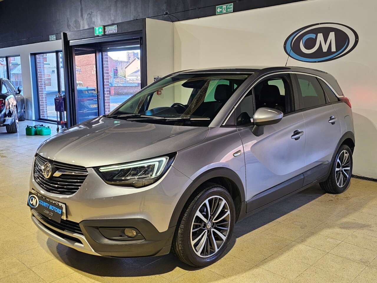 A 2020 VAUXHALL CROSSLAND X 1.2 Elite Nav SUV 5dr Petrol Manual Euro 6 (s/s) (83 ps) Great spec car pla A 2020 VAUXHALL CROSSLAND X 1.2 Elite Nav SUV 5dr Petrol Manual Euro 6 (s/s) (83 ps) Great spec car pla
