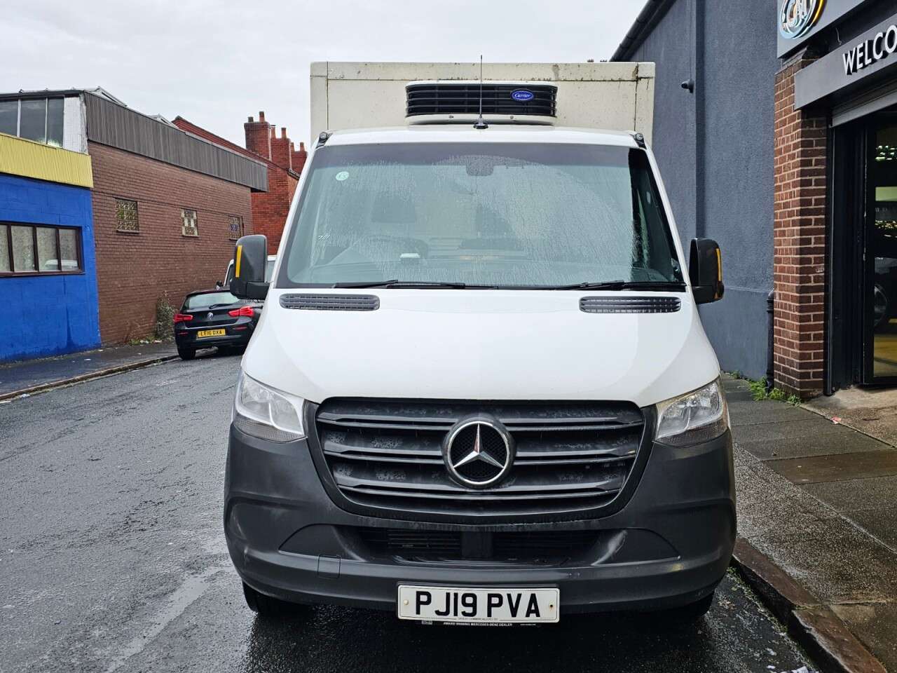 A 2019 MERCEDES-BENZ SPRINTER 2.1 314 CDI Chassis Cab 2dr Diesel Manual RWD L2 Euro 6 (143 ps) Fridge van A 2019 MERCEDES-BENZ SPRINTER 2.1 314 CDI Chassis Cab 2dr Diesel Manual RWD L2 Euro 6 (143 ps) Fridge van