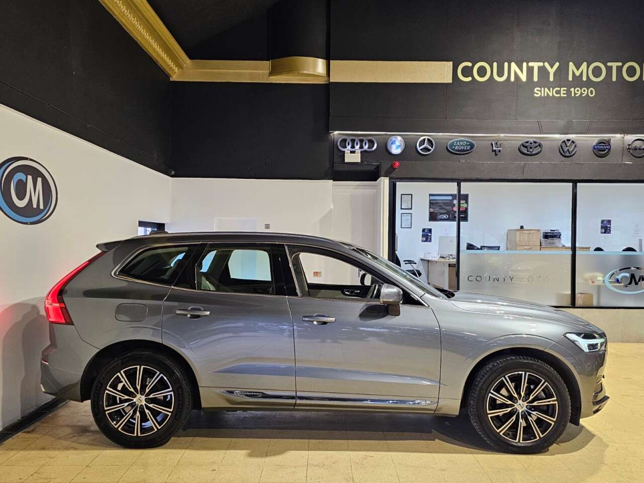 A 2018 VOLVO XC60 2.0 D4 Inscription SUV 5dr Diesel Auto AWD Euro 6 (s/s) (190 ps) 8 Volvo se A 2018 VOLVO XC60 2.0 D4 Inscription SUV 5dr Diesel Auto AWD Euro 6 (s/s) (190 ps) 8 Volvo se