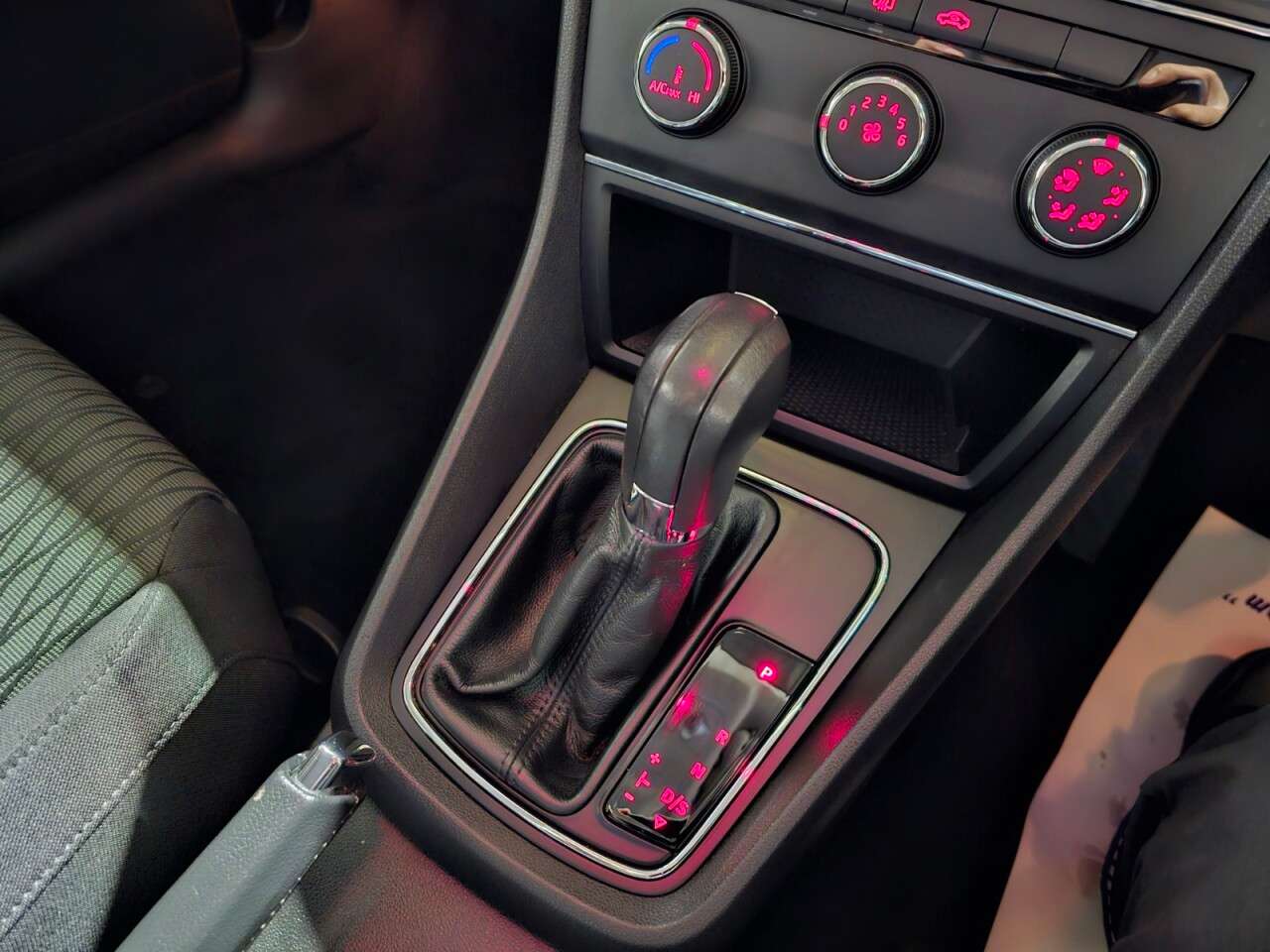 2014 SEAT LEON 2014 SEAT LEON