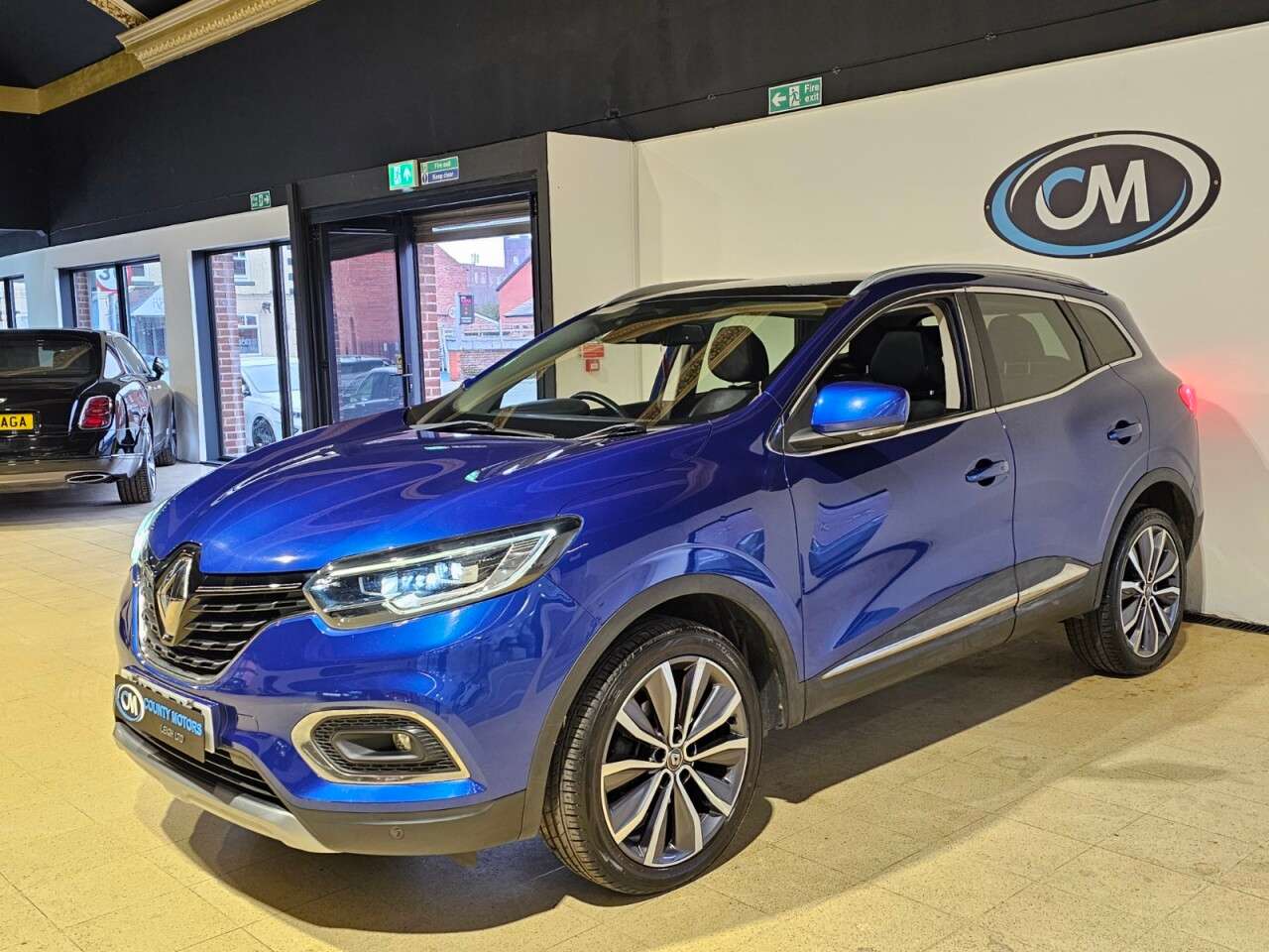 A 2019 RENAULT KADJAR 1.3 TCe S Edition SUV 5dr Petrol Manual Euro 6 (s/s) (160 ps) Service histo A 2019 RENAULT KADJAR 1.3 TCe S Edition SUV 5dr Petrol Manual Euro 6 (s/s) (160 ps) Service histo