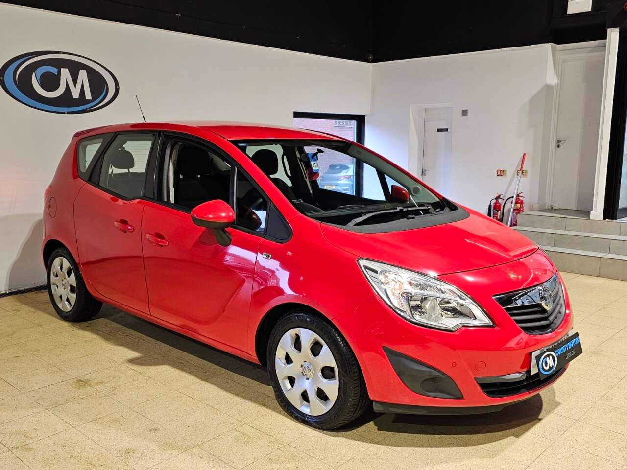 A 2011 VAUXHALL MERIVA 1.7 CDTi Exclusiv MPV 5dr Diesel Manual Euro 5 (130 ps) Two owners, Two key A 2011 VAUXHALL MERIVA 1.7 CDTi Exclusiv MPV 5dr Diesel Manual Euro 5 (130 ps) Two owners, Two key