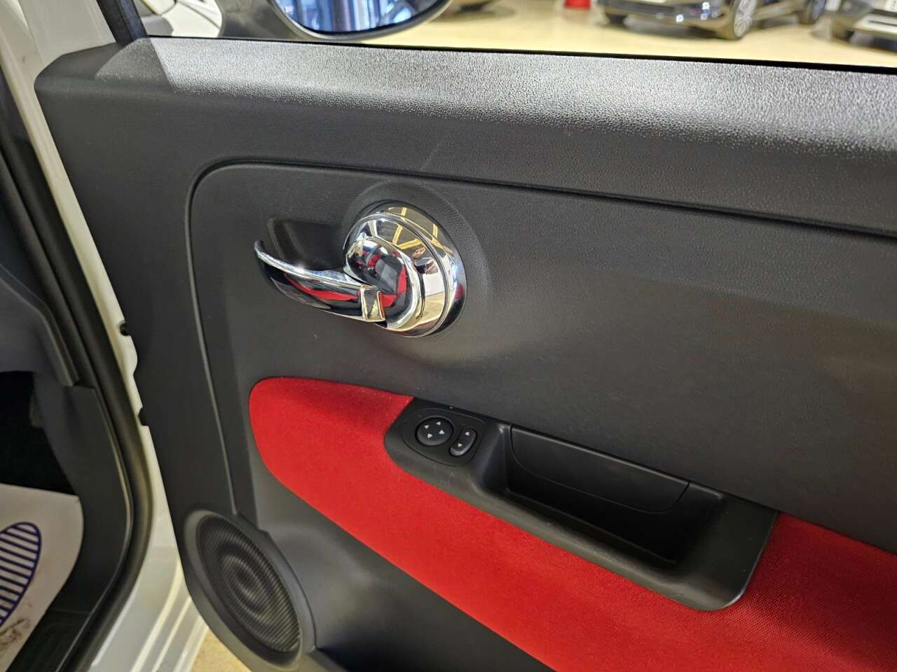 2017 FIAT 500 2017 FIAT 500