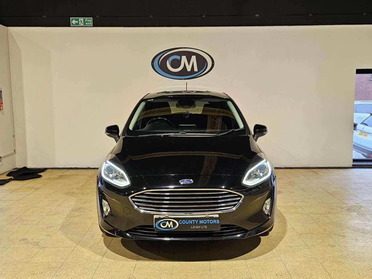 A 2017 FORD FIESTA 1.0T EcoBoost Titanium Hatchback 5dr Petrol Manual Euro 6 (s/s) (125 ps) Lo A 2017 FORD FIESTA 1.0T EcoBoost Titanium Hatchback 5dr Petrol Manual Euro 6 (s/s) (125 ps) Lo