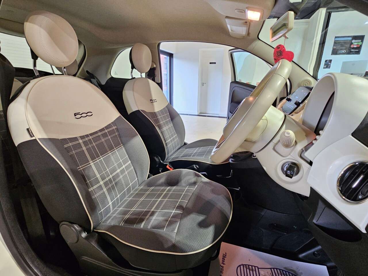 2020 FIAT 500 2020 FIAT 500