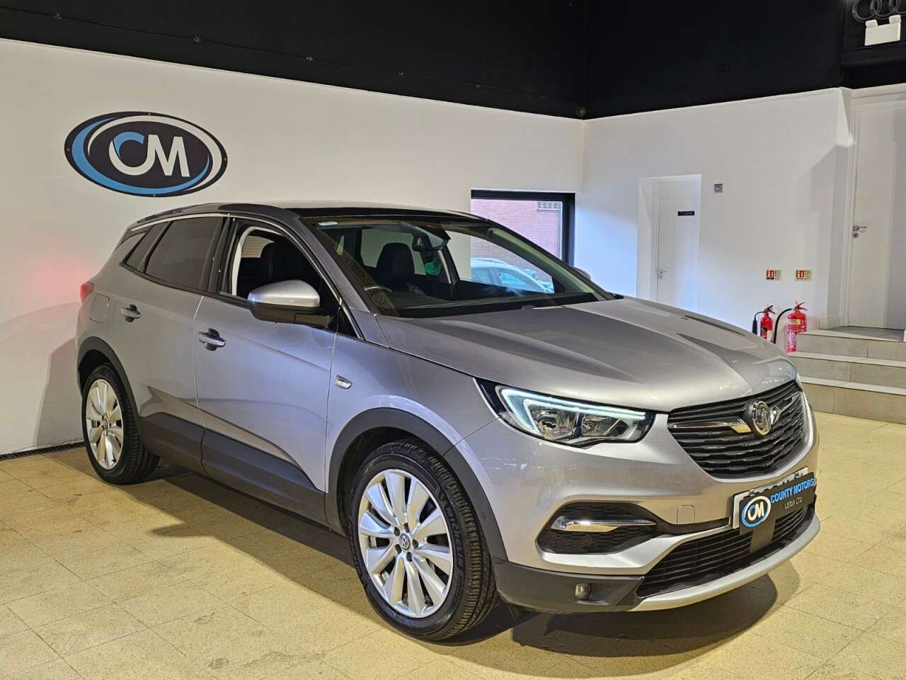 A 2019 VAUXHALL GRANDLAND X 1.2 Turbo Elite Nav SUV 5dr Petrol Manual 6Spd Euro 6 (s/s) (130 ps) Pan ro A 2019 VAUXHALL GRANDLAND X 1.2 Turbo Elite Nav SUV 5dr Petrol Manual 6Spd Euro 6 (s/s) (130 ps) Pan ro