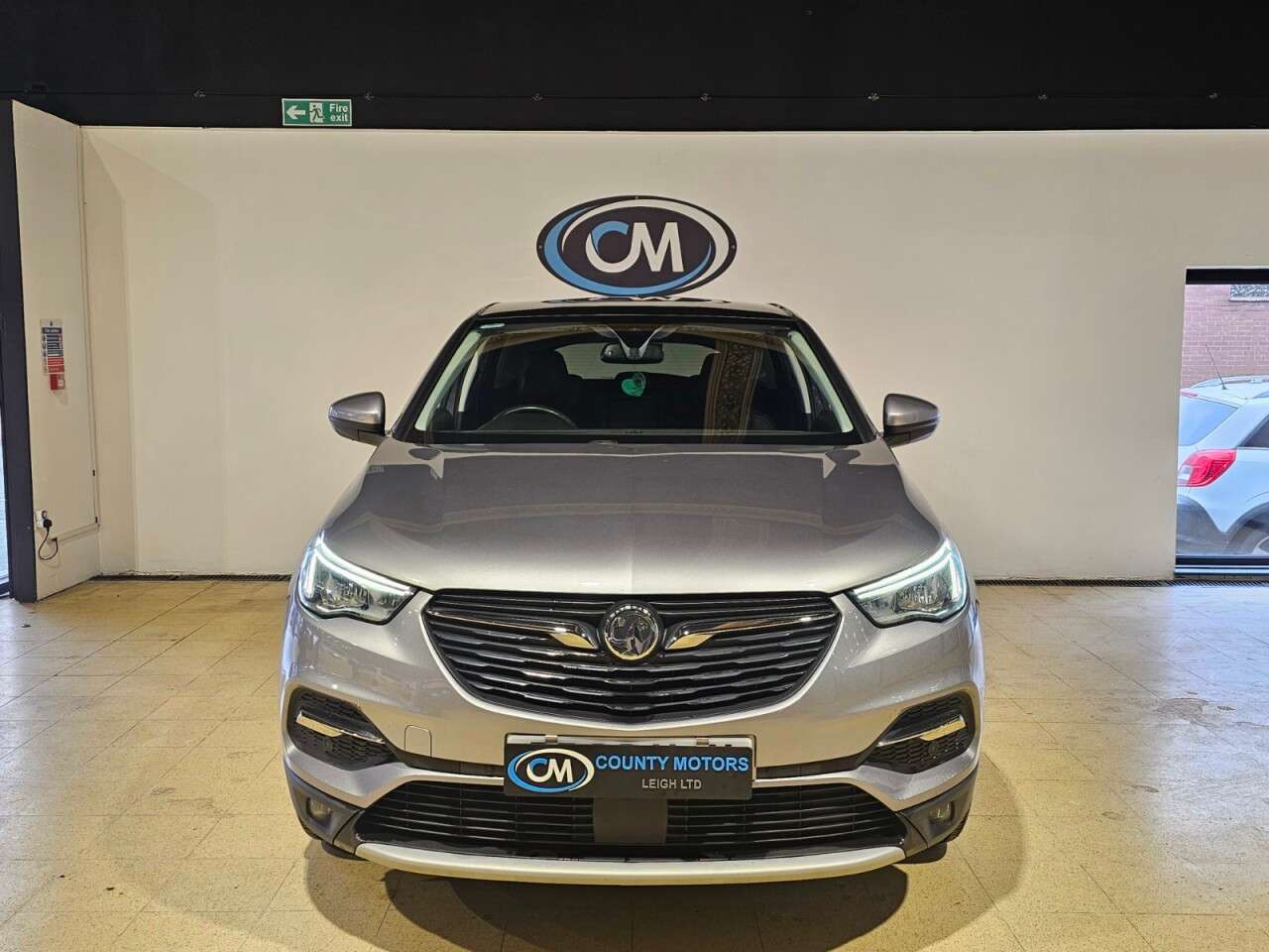 A 2019 VAUXHALL GRANDLAND X 1.2 Turbo Elite Nav SUV 5dr Petrol Manual 6Spd Euro 6 (s/s) (130 ps) Pan ro A 2019 VAUXHALL GRANDLAND X 1.2 Turbo Elite Nav SUV 5dr Petrol Manual 6Spd Euro 6 (s/s) (130 ps) Pan ro