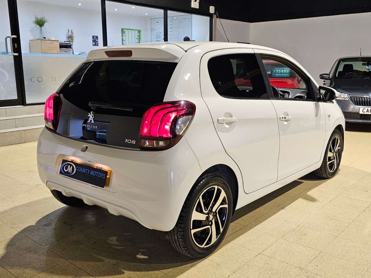 2017 PEUGEOT 108 2017 PEUGEOT 108