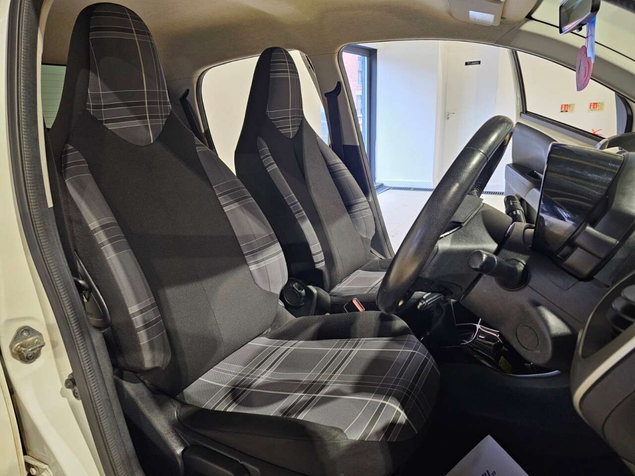 2017 PEUGEOT 108 2017 PEUGEOT 108