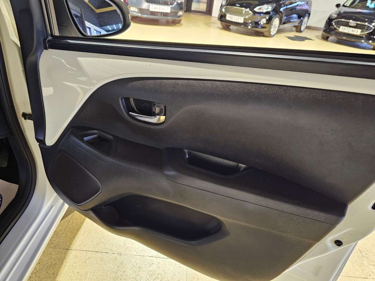 2017 PEUGEOT 108 2017 PEUGEOT 108