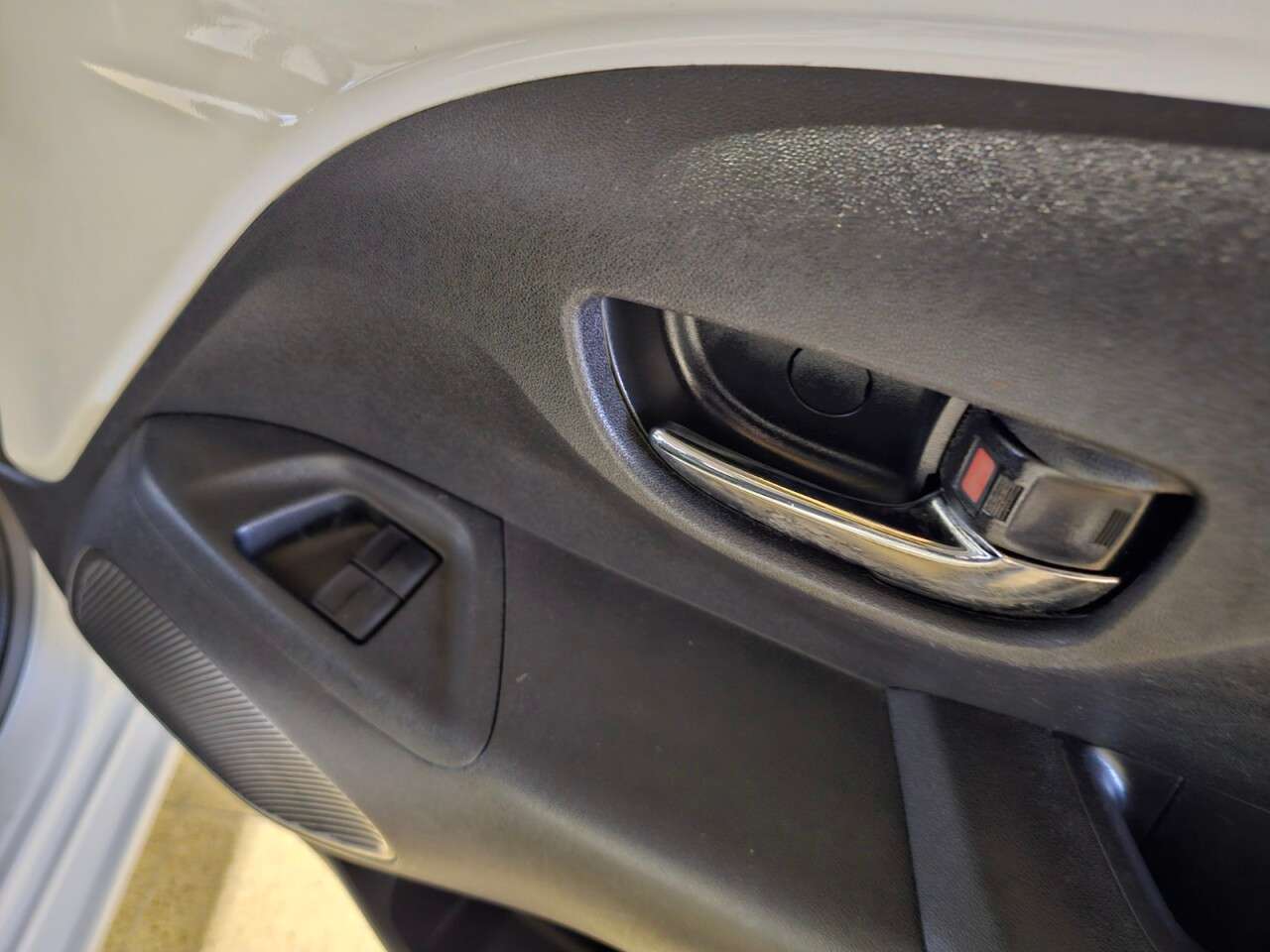 2017 PEUGEOT 108 2017 PEUGEOT 108