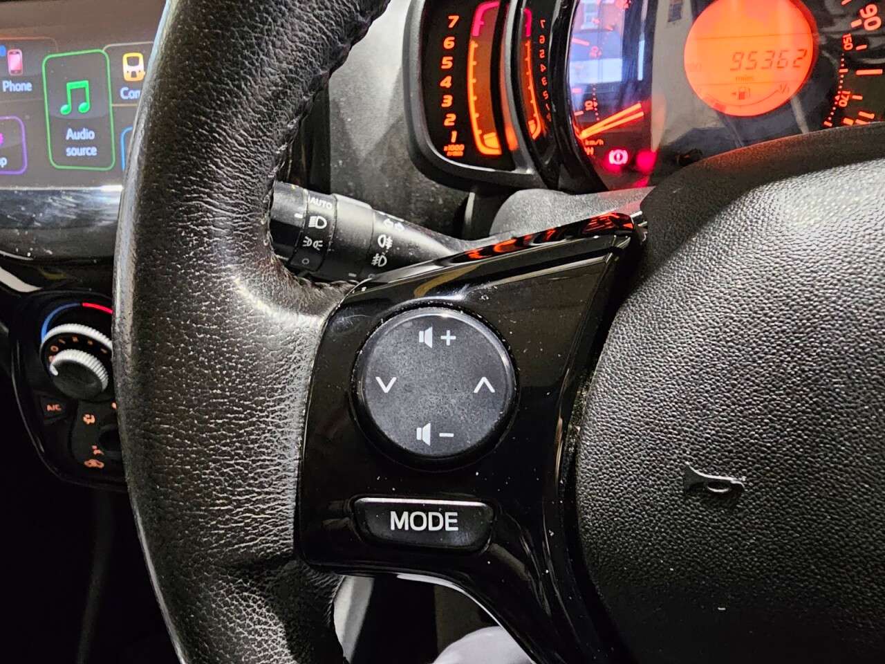 2017 PEUGEOT 108 2017 PEUGEOT 108