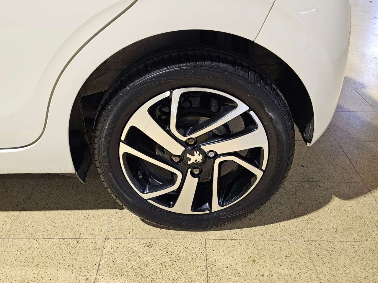 2017 PEUGEOT 108 2017 PEUGEOT 108