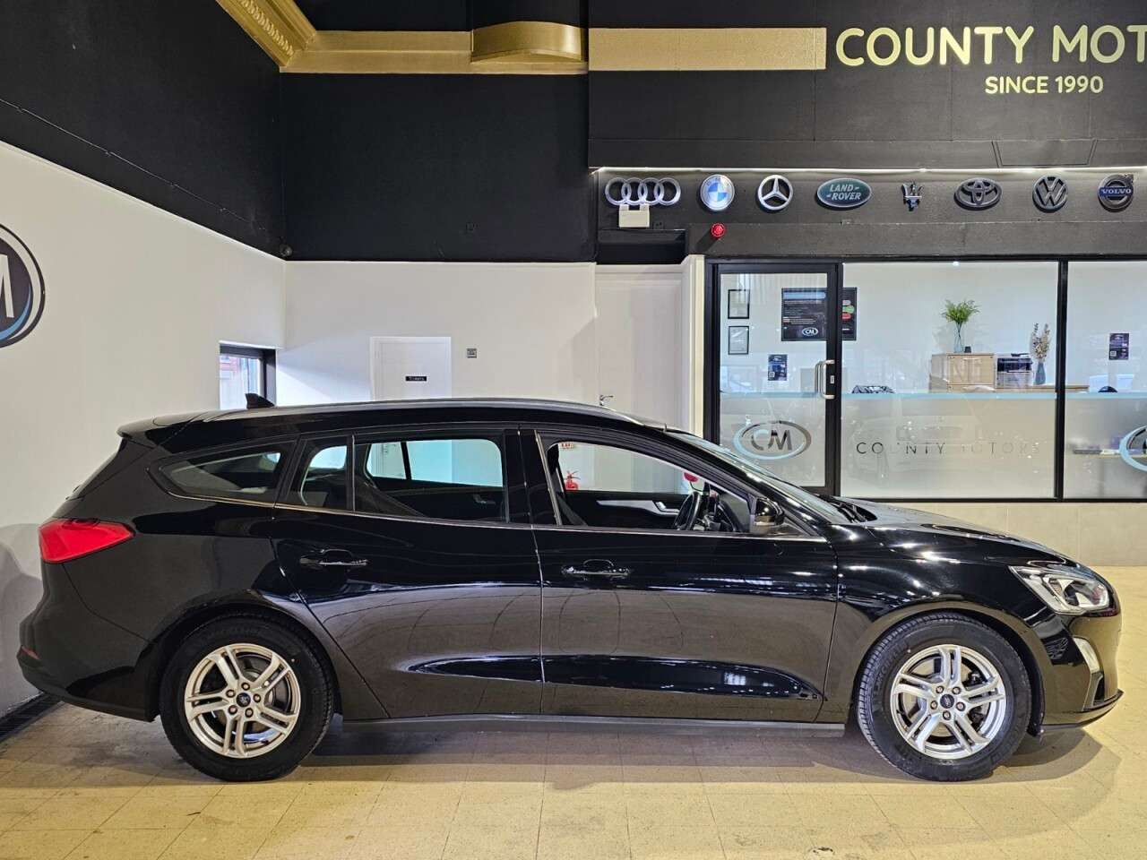 A 2019 FORD FOCUS 1.5 EcoBlue Zetec Estate 5dr Diesel Manual Euro 6 (s/s) (95 ps) 2 Keys, wel A 2019 FORD FOCUS 1.5 EcoBlue Zetec Estate 5dr Diesel Manual Euro 6 (s/s) (95 ps) 2 Keys, wel