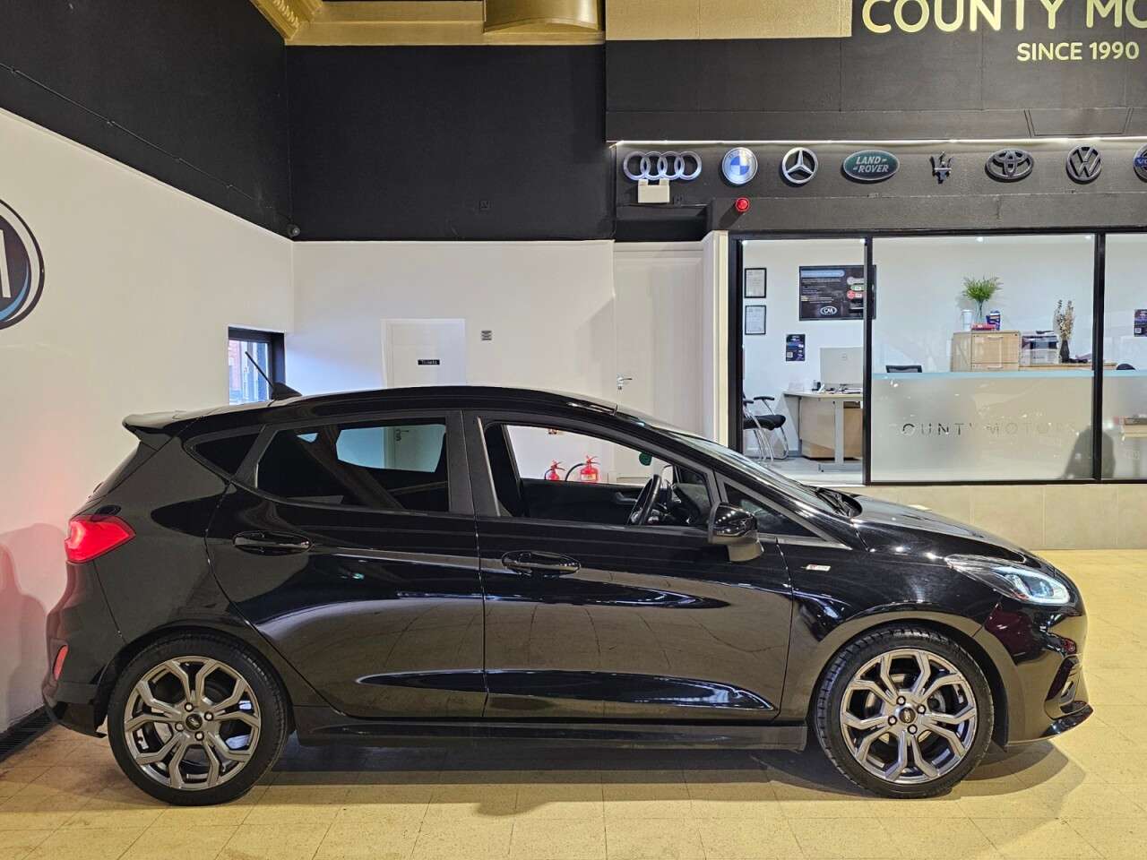 A 2021 FORD FIESTA 1.0T EcoBoost ST-Line Edition Hatchback 5dr Petrol Manual Euro 6 (s/s) (95 A 2021 FORD FIESTA 1.0T EcoBoost ST-Line Edition Hatchback 5dr Petrol Manual Euro 6 (s/s) (95