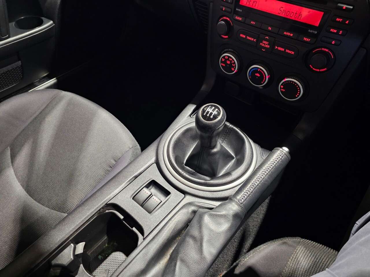 2010 MAZDA MX-5 2010 MAZDA MX-5